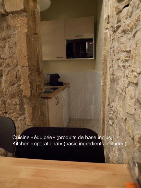 Studio Charme Et Confort Aux Cordeliers ليون الغرفة الصورة