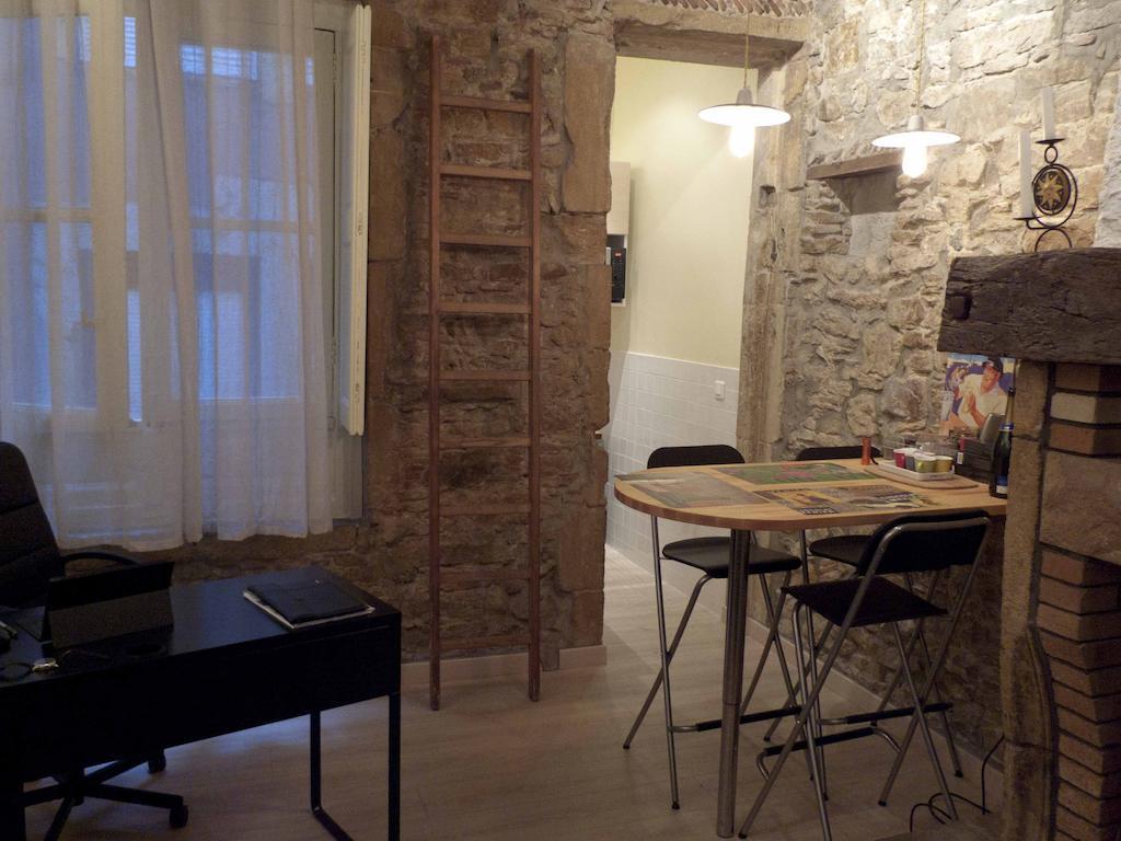 Studio Charme Et Confort Aux Cordeliers ليون الغرفة الصورة