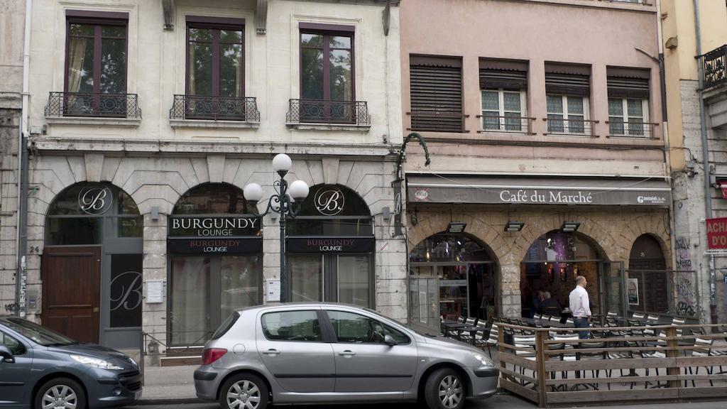 Studio Charme Et Confort Aux Cordeliers ليون الغرفة الصورة